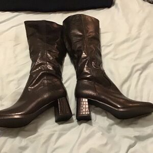Justin Boots Dark Brown Croc-Pattern Heeled Boots